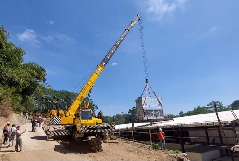 Sewa Crane Semarang